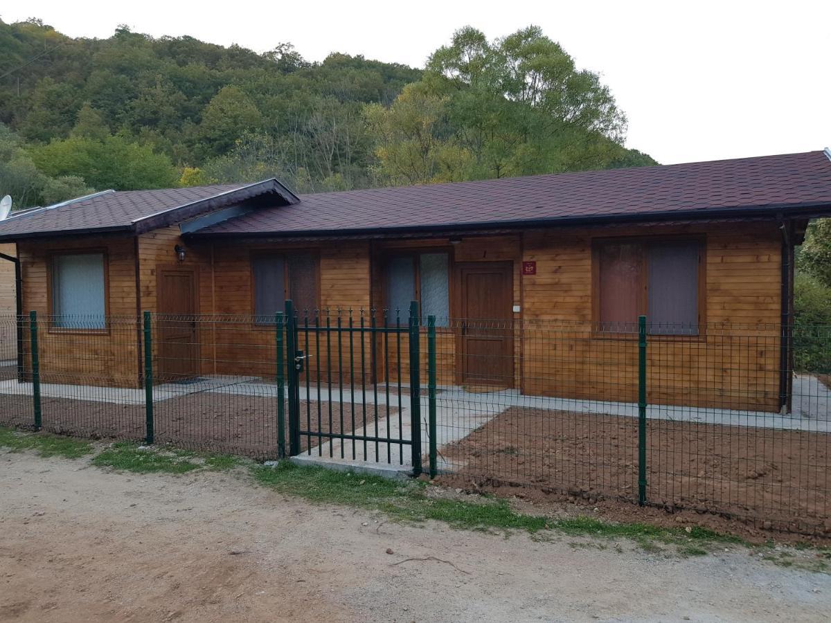 Еко Бунгала Trun Exterior photo
